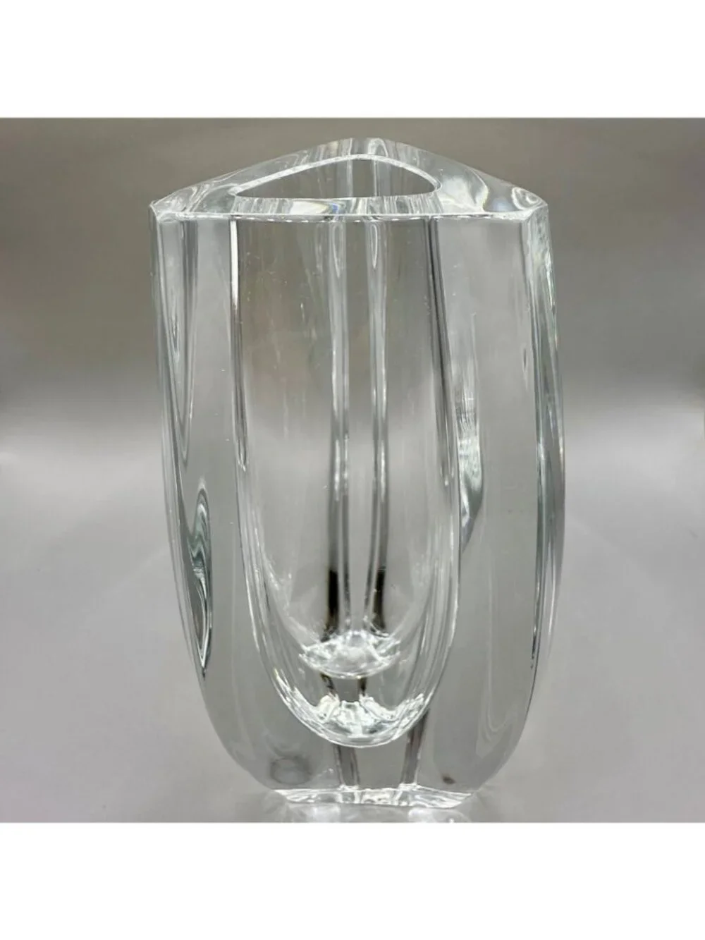 Baccarat Signed Bouton D'Or Gold Button Triangular Art Glass Crystal Vase 6